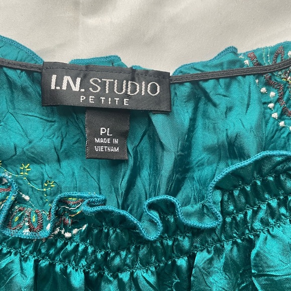 Vintage Emerald green Embroidered Women's Top, size PL - Picture 6 of 7